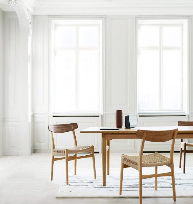 Carl Hansen & Son relanserar CH23